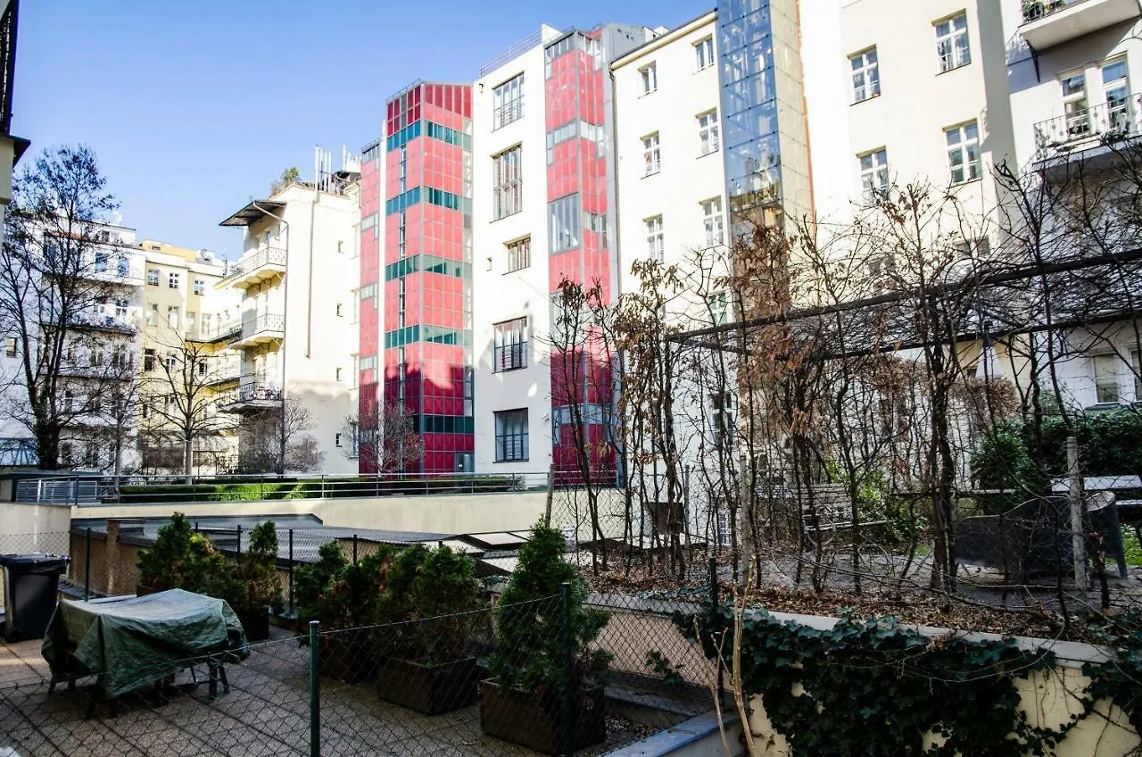 Haute Couture Apartment Prag Tjekkiet